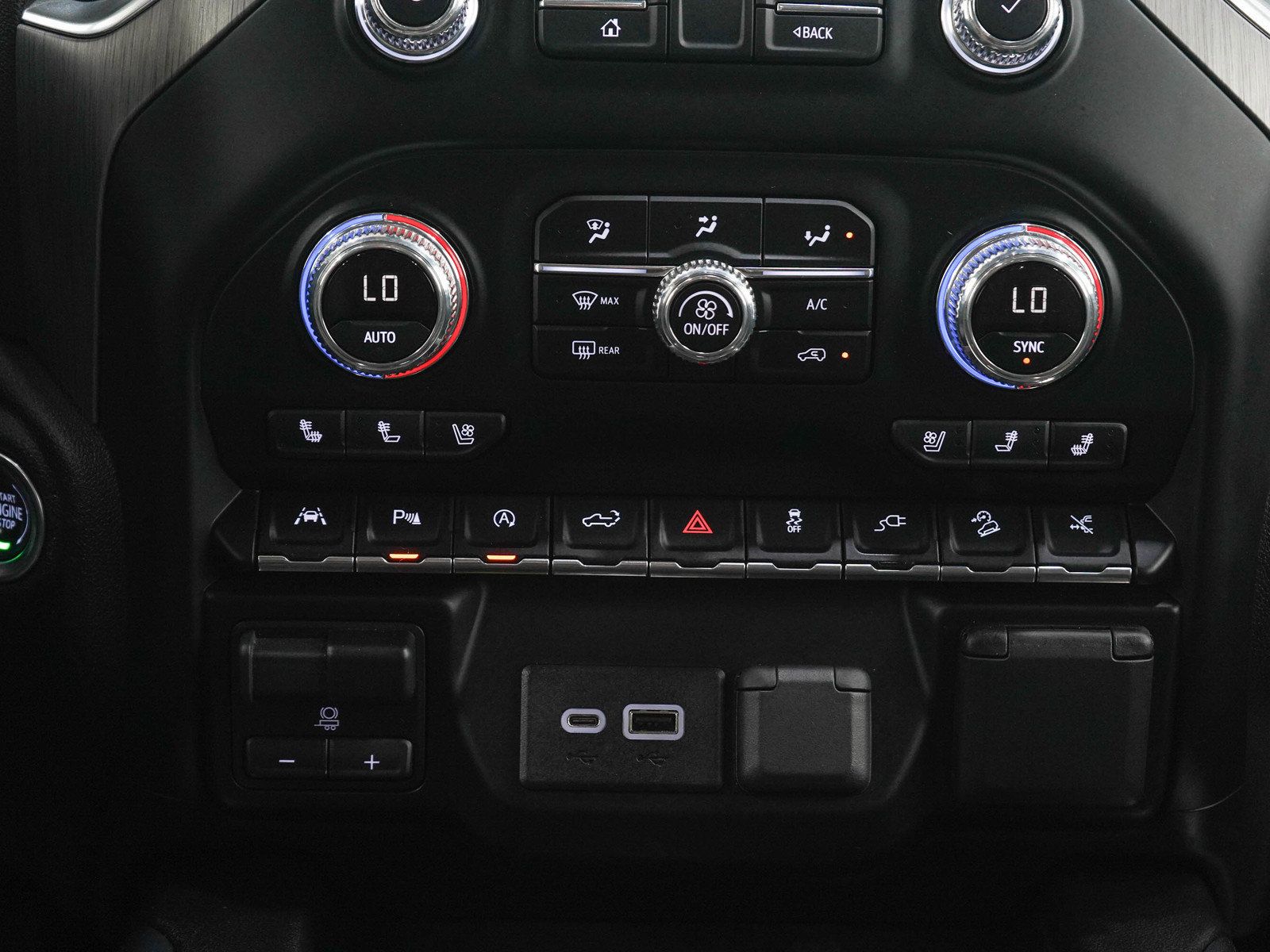 Used 2019 GMC Sierra 1500 Denali w/ Denali Ultimate Package AWD/4WD image 19