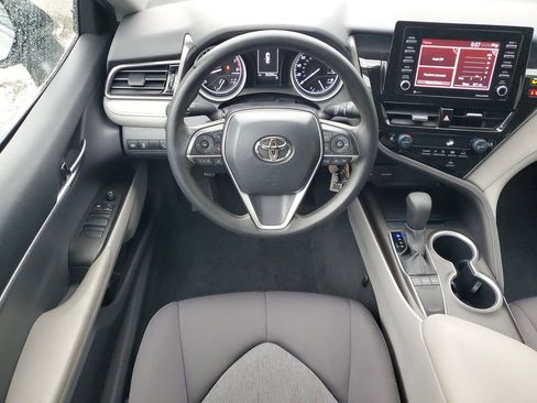 Used 2023 Toyota Camry LE image 10