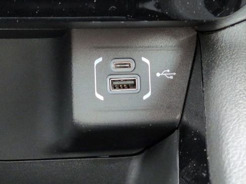 New 2026 Jeep Compass Latitude AWD/4WD image 21