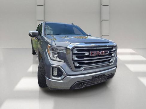 Used 2021 GMC Sierra 1500 SLT w/ X31 Off-Road Package AWD/4WD image 3