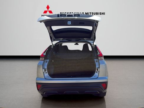 Used 2025 Mitsubishi Eclipse Cross ES AWD/4WD image 9