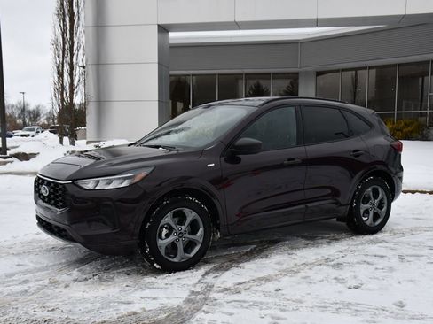 Used 2023 Ford Escape ST-Line w/ Tech Pack #1 image 2