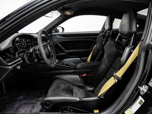 Used 2022 Porsche 911 GT3 image 37