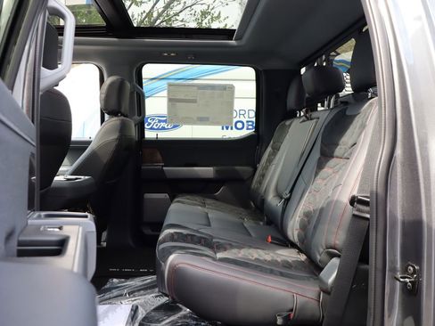 New 2026 Ford F250 Lariat w/ Black Appearance Package AWD/4WD image 12