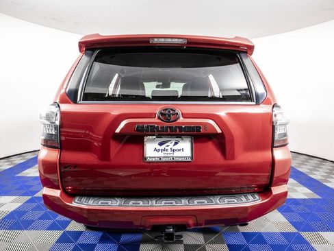 Used 2020 Toyota 4Runner SR5 Premium AWD/4WD image 7