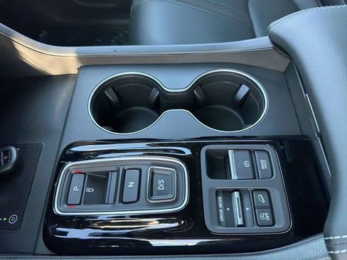New 2025 Honda Pilot EX-L image 21