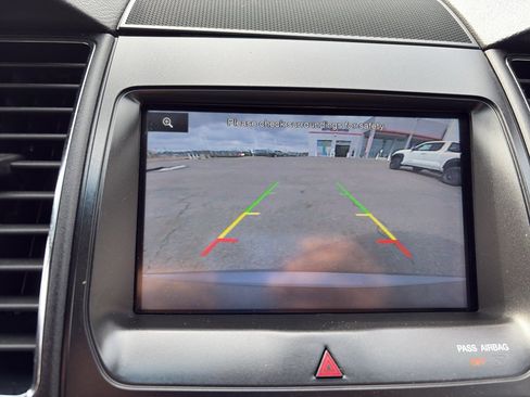 Used 2014 Ford Taurus Limited image 16