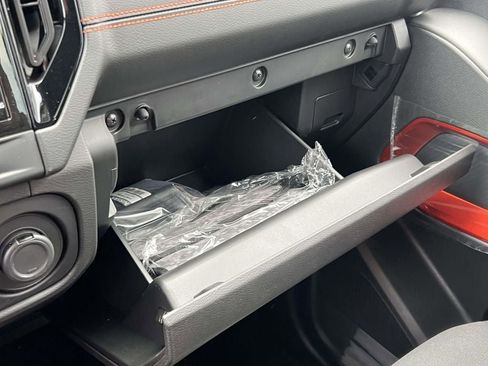 New 2025 Nissan Frontier PRO-4X image 10