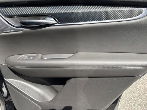 Used 2021 Cadillac XT6 Sport image 16