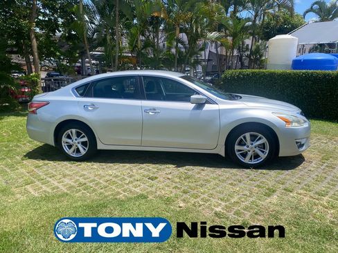 Used 2015 Nissan Altima 2.5 SV FWD image 8