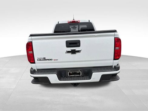 Used 2020 Chevrolet Colorado Z71 AWD/4WD image 4