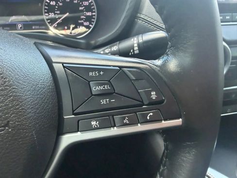 Used 2022 Nissan Sentra SV w/ Trunk Package FWD image 14