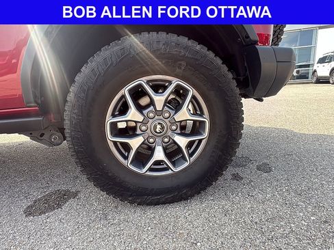 Used 2025 Ford Bronco Badlands AWD/4WD image 9