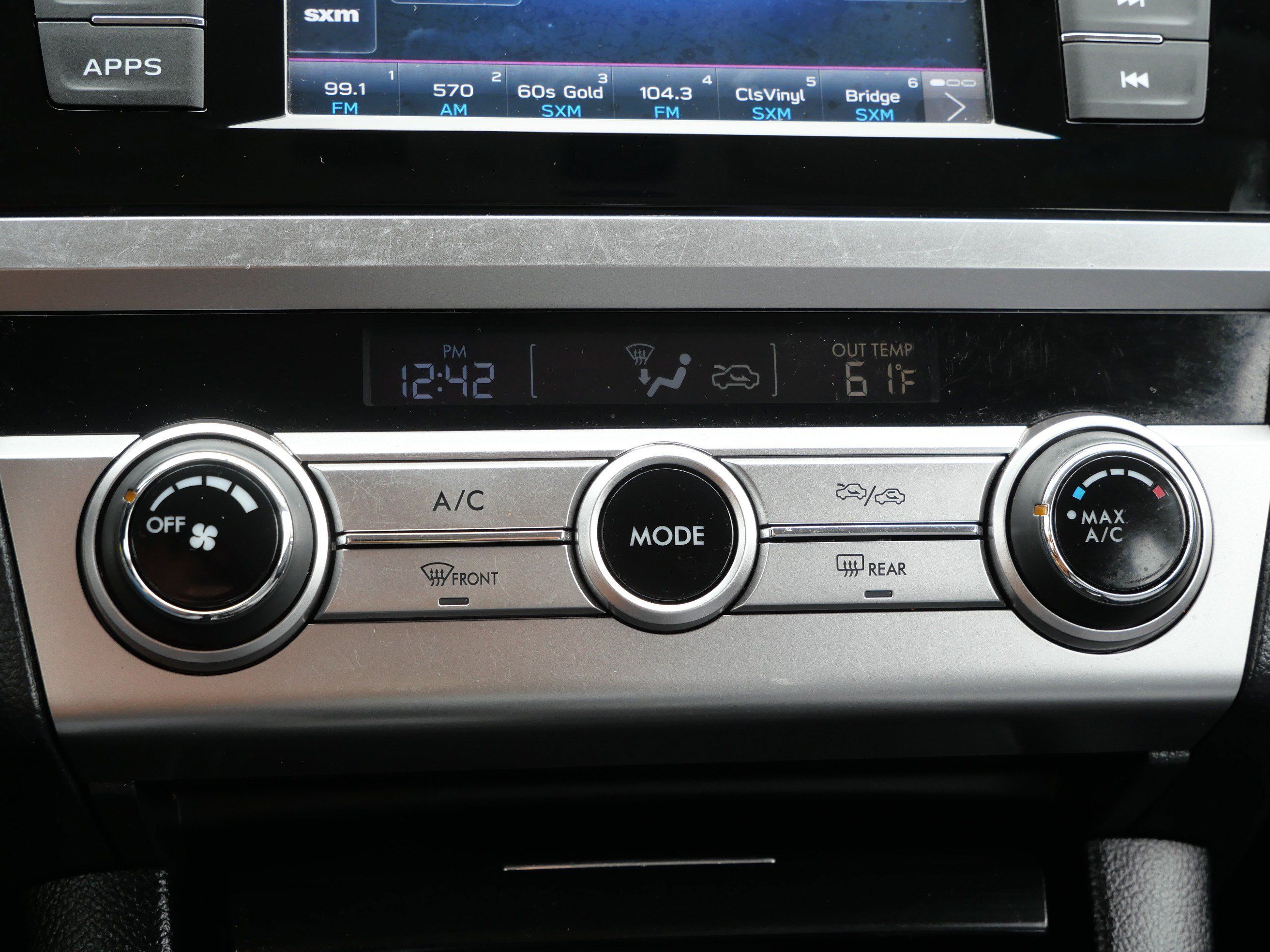 Used 2019 Subaru Outback 2.5i AWD/4WD image 23