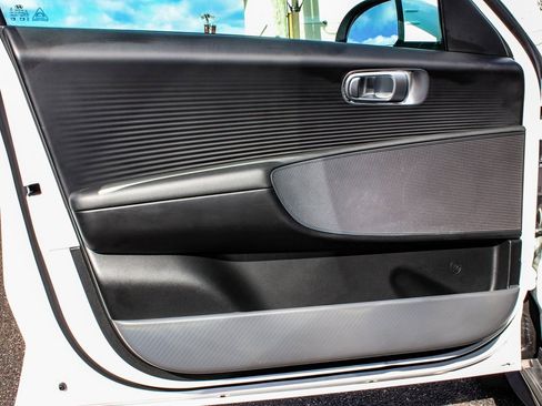 Used 2023 Hyundai Ioniq 6 SE image 8