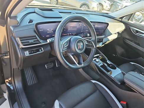 Used 2024 Buick Envision Sport Touring image 10