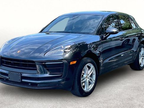 Used 2022 Porsche Macan w/ Premium Package Plus AWD/4WD image 13