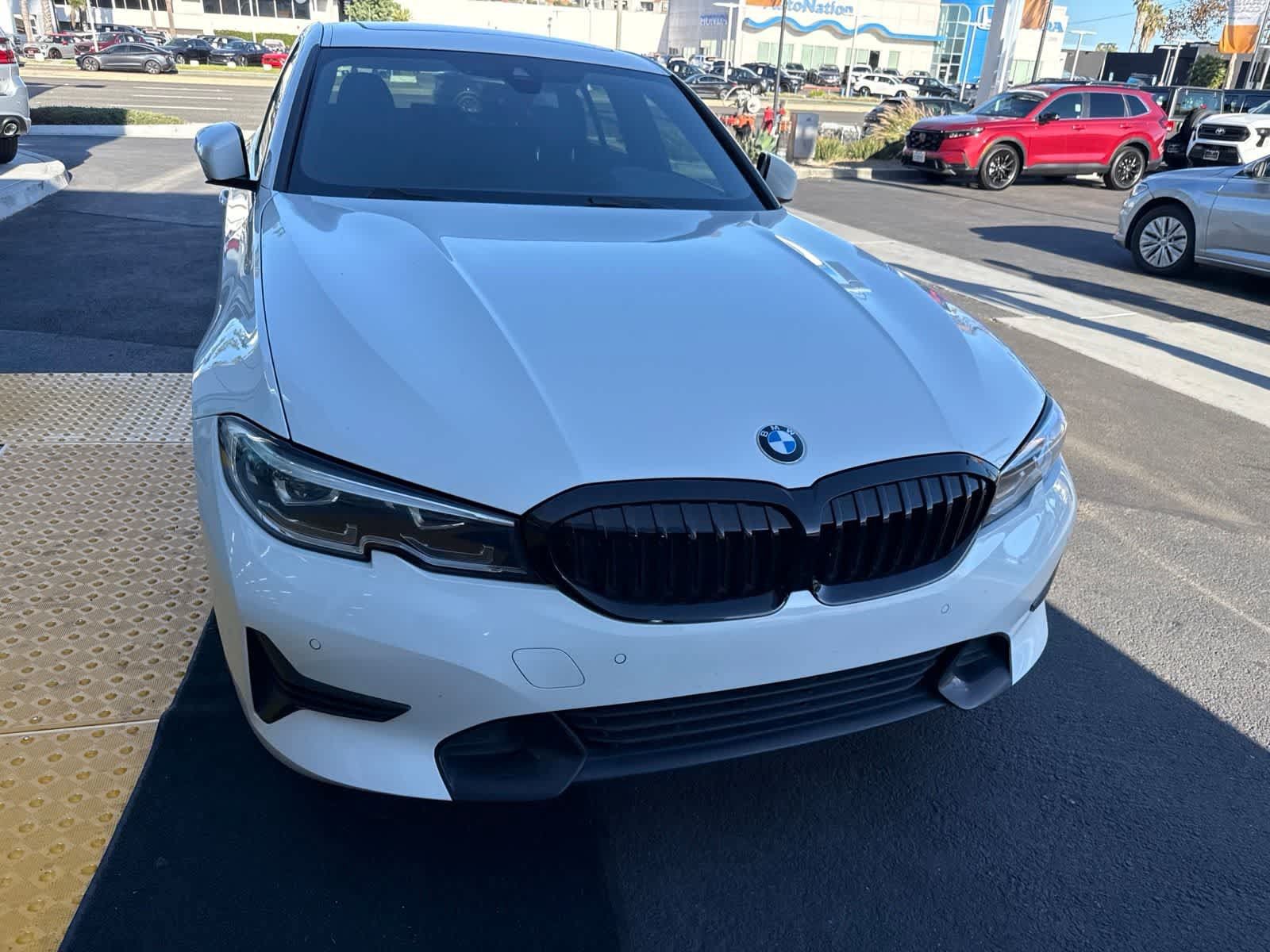 Used 2019 BMW 330i Sedan w/ Convenience Package RWD image 5