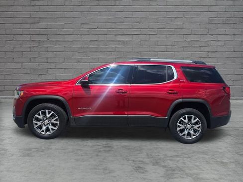 Used 2021 GMC Acadia SLT FWD image 2
