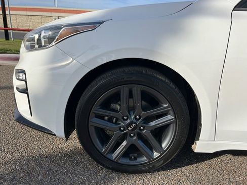 Used 2021 Kia Forte GT-Line w/ GT-Line Premium Package image 9