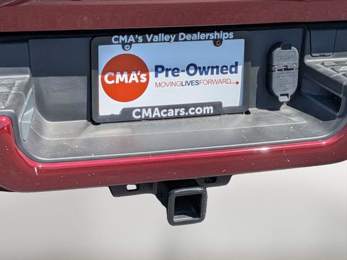 Used 2024 RAM 1500 Laramie AWD/4WD image 31