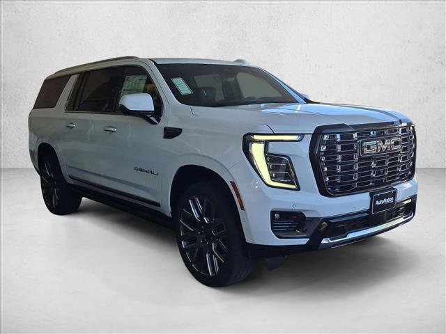 New 2026 GMC Yukon XL Denali Ultimate w/ LPO, Floor Liner Package AWD/4WD image 7
