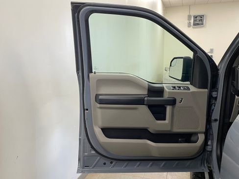 Used 2019 Ford F150 XL w/ Equipment Group 101A Mid AWD/4WD image 17