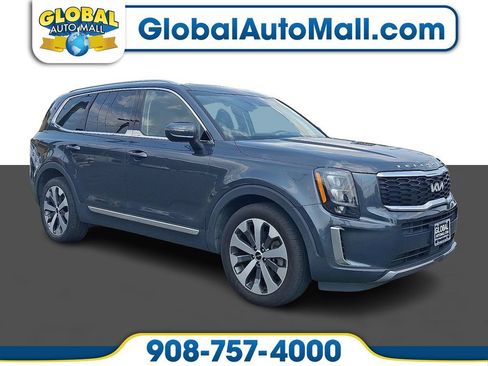 Used 2022 Kia Telluride EX w/ EX Premium Package FWD image 1