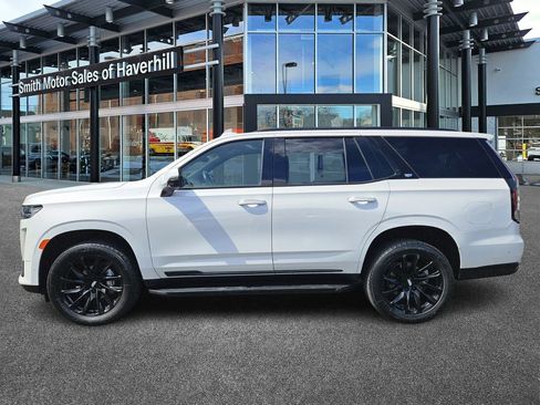 Used 2021 Cadillac Escalade Sport w/ Driver Assist Tech Package AWD/4WD image 2