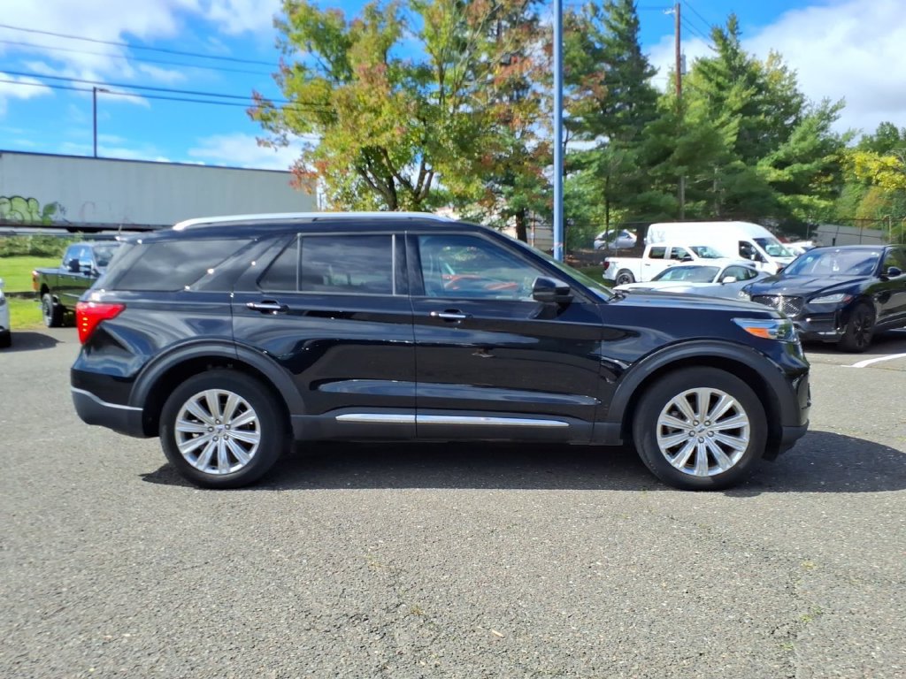 Used 2023 Ford Explorer Limited w/ Limited Technology Package AWD/4WD image 8