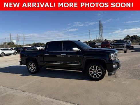 Used 2018 GMC Sierra 1500 Denali image 2