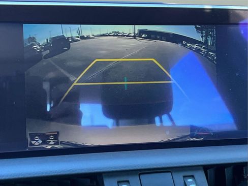 Used 2019 Lexus ES 350 Luxury w/ Accessory Package image 32