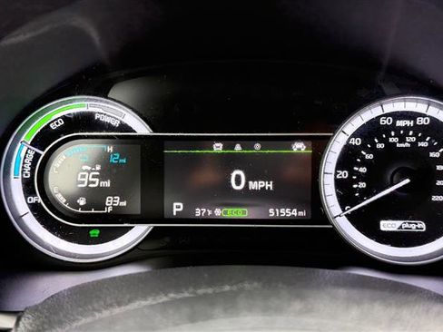 Used 2019 Kia Niro EX image 27