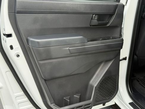 Certified 2024 Toyota Tacoma SR5 image 28