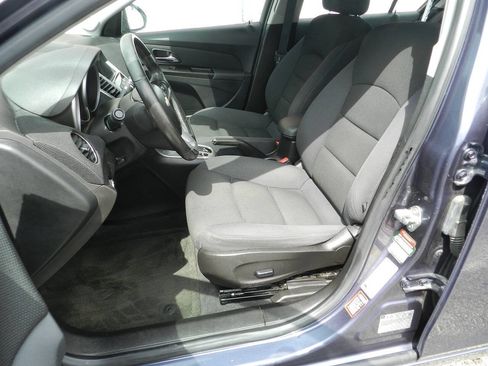 Used 2013 Chevrolet Cruze LT w/ All-Star Edition FWD image 2