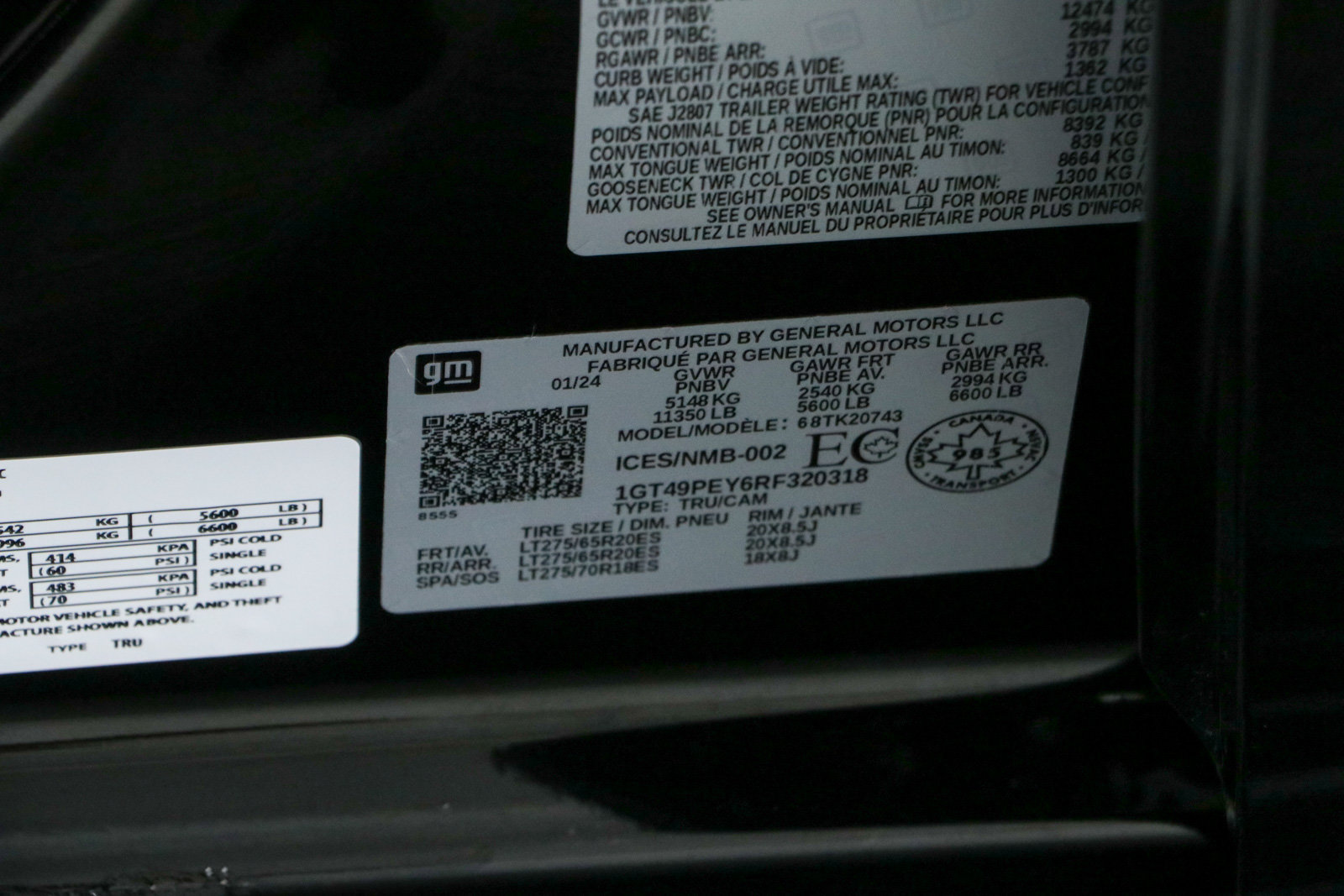 Used 2024 GMC Sierra 2500 AT4 w/ AT4 Premium Plus Package AWD/4WD image 36