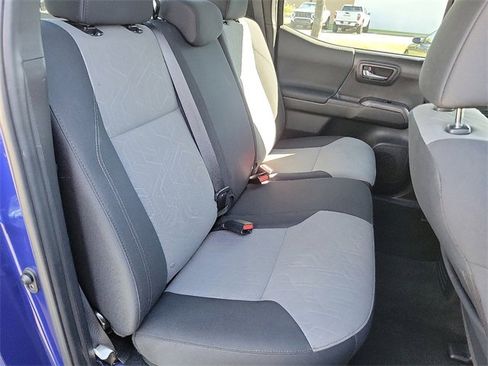 Used 2023 Toyota Tacoma TRD Sport image 19