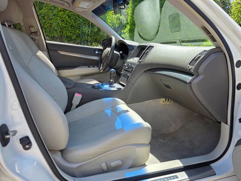 Used 2013 INFINITI G37 Journey w/ Premium Pkg RWD image 36