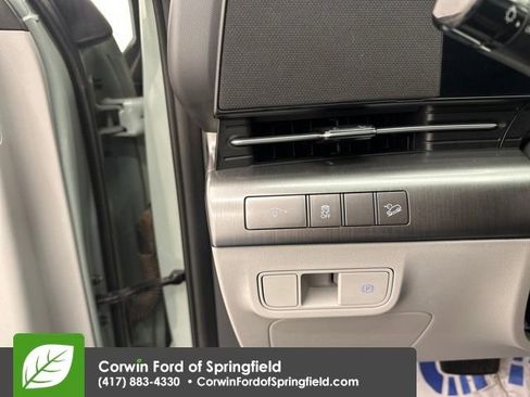 Used 2025 Hyundai Kona SEL image 37