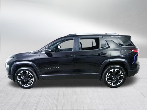 Used 2025 Chevrolet Equinox LT w/ Convenience Package II AWD/4WD image 4