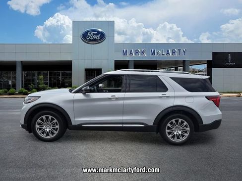 New 2026 Ford Explorer Platinum RWD image 2