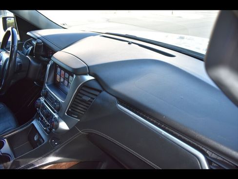 Used 2018 Chevrolet Tahoe LT w/ Luxury Package RWD image 38