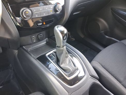 Used 2018 Nissan Rogue Sport S w/ S Appearance Package FWD image 21
