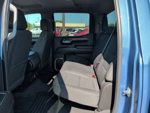 Used 2024 Chevrolet Silverado 1500 LT AWD/4WD image 20