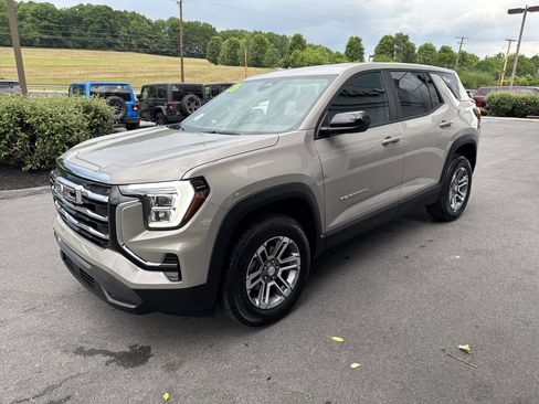 Used 2026 GMC Terrain Elevation AWD/4WD image 12