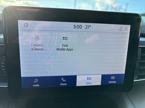 Used 2024 Ford Explorer XLT w/ Equipment Group 202A image 23