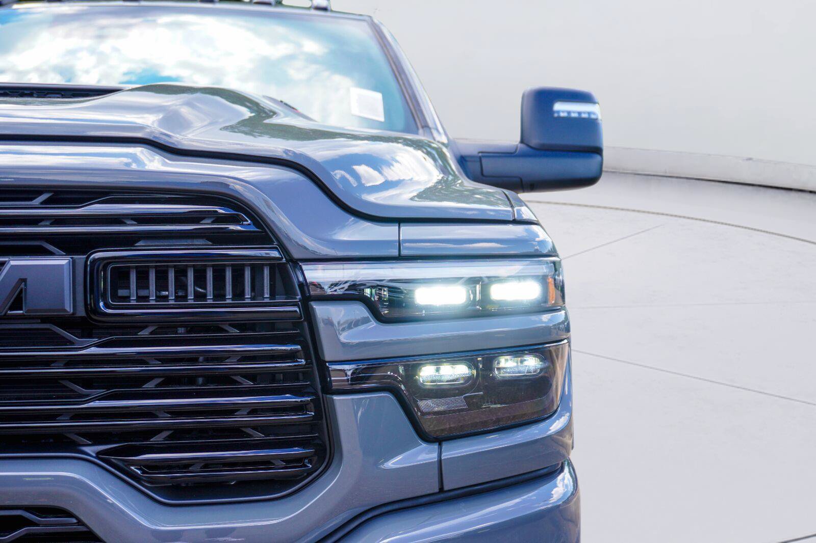 New 2027 RAM 2500 Laramie AWD/4WD image 4