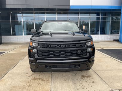 New 2026 Chevrolet Silverado 1500 Custom w/ Turbomax Blackout Package