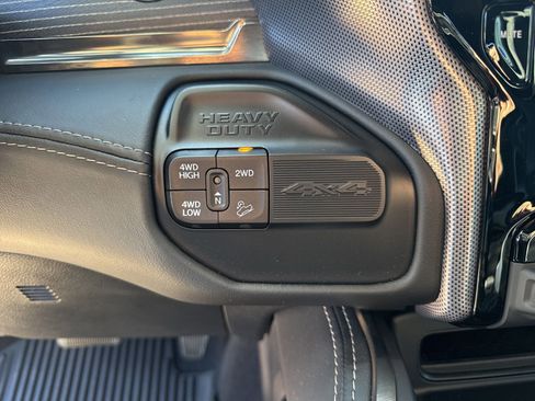 Used 2021 RAM 2500 Limited AWD/4WD image 25