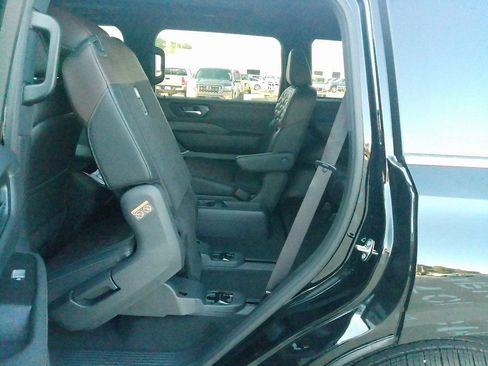 New 2026 Nissan Armada Platinum Reserve image 36